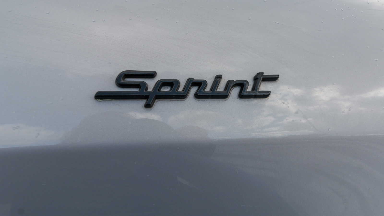 Alfa Romeo Giulia 2.0T AT: Ιταλίδα πλανεύτρα με σωστή κίνηση